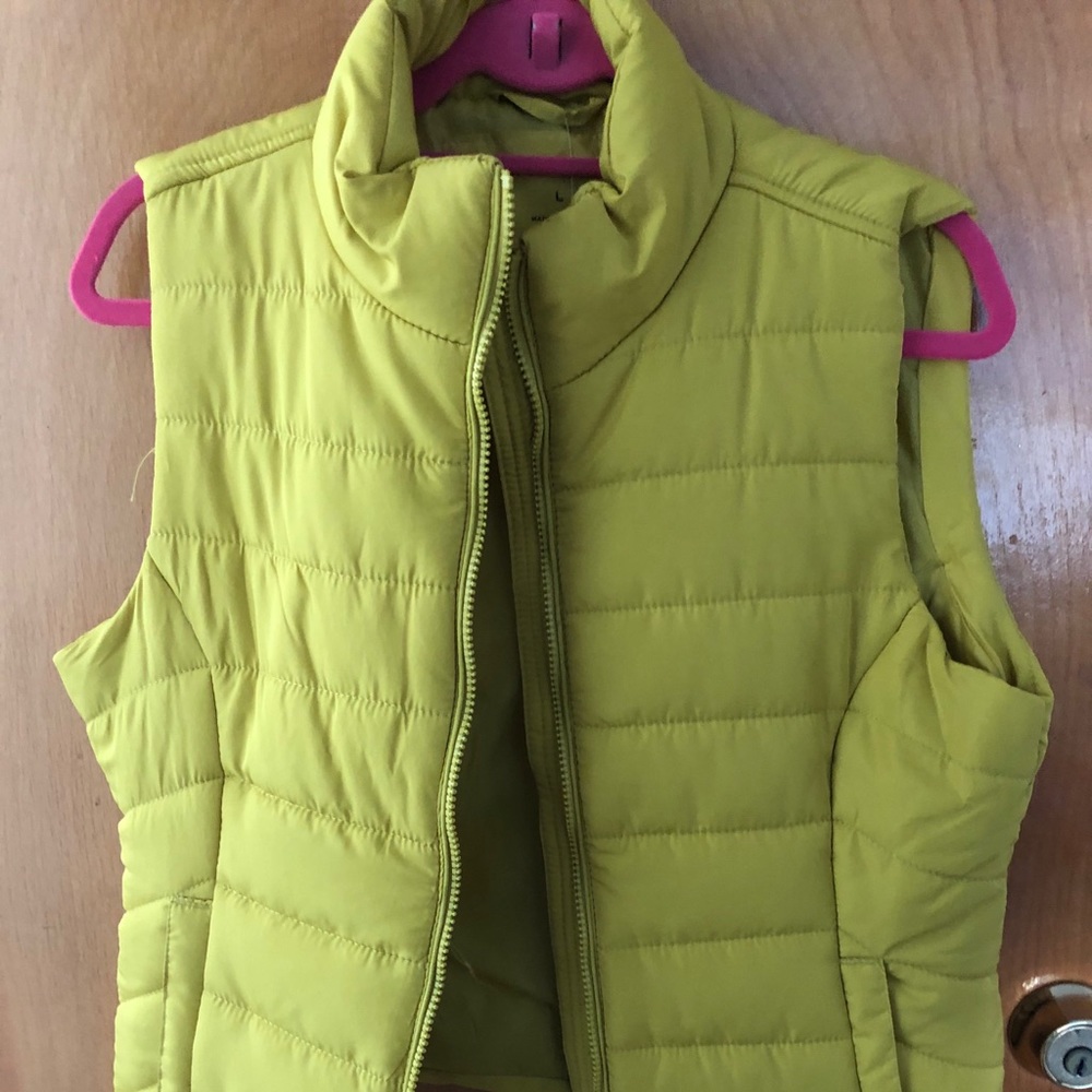 Aeropostale vest